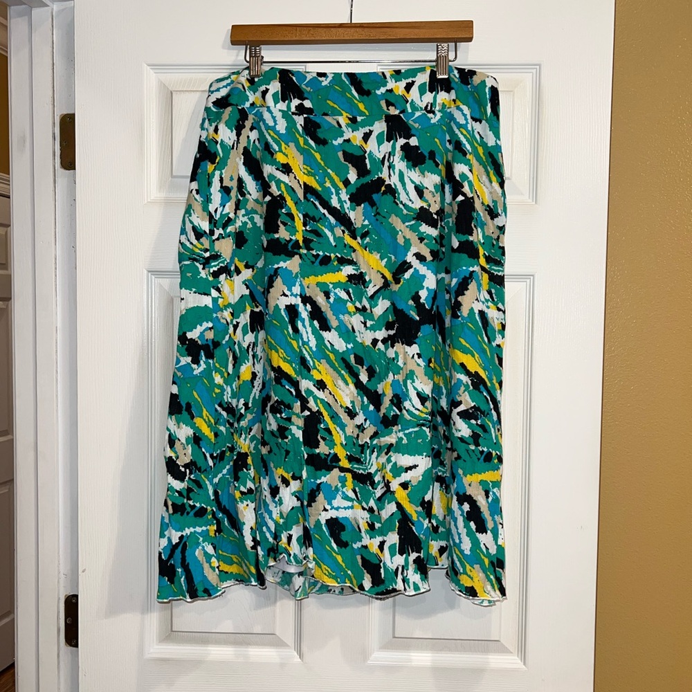 Laura Scott skirt. Size XL